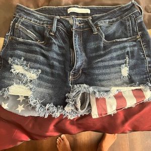 KanCan™ High Rise Ripped Americana Flag 3in Short $20
